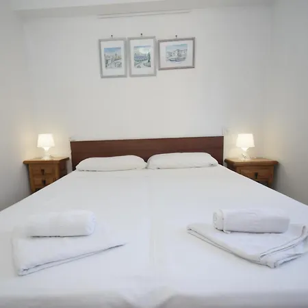 Gemelos 5 4c - Arena Apartman